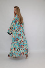 Load image into Gallery viewer, 70% Silk Printed Ikat Lightweight Kimono "Ocean Sands"