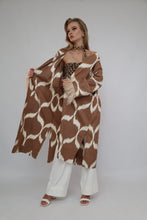 Load image into Gallery viewer, 100% Cotton Brown Maxi Kimono With Feathers