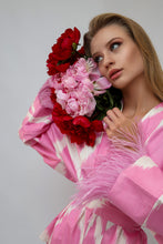 Load image into Gallery viewer, 100% Cotton Pink Mini Kimono With Feathers