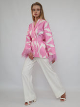 Load image into Gallery viewer, 100% Cotton Pink Mini Kimono With Feathers
