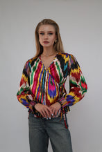 Load image into Gallery viewer, 100% Silk Vintage Long Sleeve Blouse Red Heart