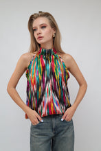Load image into Gallery viewer, 100% Silk Vintage Sleeveless Blouse