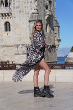 Load image into Gallery viewer, Versatile Ikat Beach Kimono