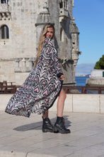 Load image into Gallery viewer, Versatile Ikat Beach Kimono