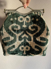 Load image into Gallery viewer, 100 % Silk Velvet Handmade Bag