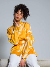 Load image into Gallery viewer, Belted 85% Silk Short Kimono "Golden Hour"