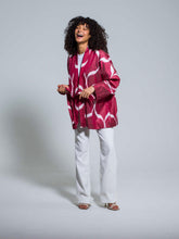 Load image into Gallery viewer, Belted 85 % Silk Short Jacket "Pure Passion"