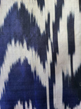 Load image into Gallery viewer, 100% Silk Scarf "Royal Pleasures"