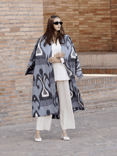Load image into Gallery viewer, 100% Maxi Kimono "Gentle confidence"