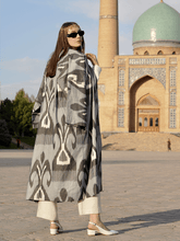 Load image into Gallery viewer, 100% Maxi Kimono &quot;Gentle confidence&quot;
