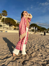 Load image into Gallery viewer, 100% Cotton Kimono “Charmant”
