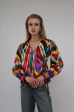 Load image into Gallery viewer, 100% Silk Vintage Long Sleeve Blouse Red Heart
