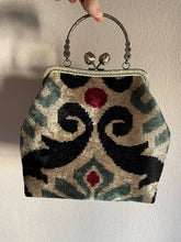 Load image into Gallery viewer, 100% Silk Velvet Ikat Bag
