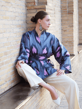Load image into Gallery viewer, 85% Silk Mini Kimono &quot;Passionate Heart&quot;
